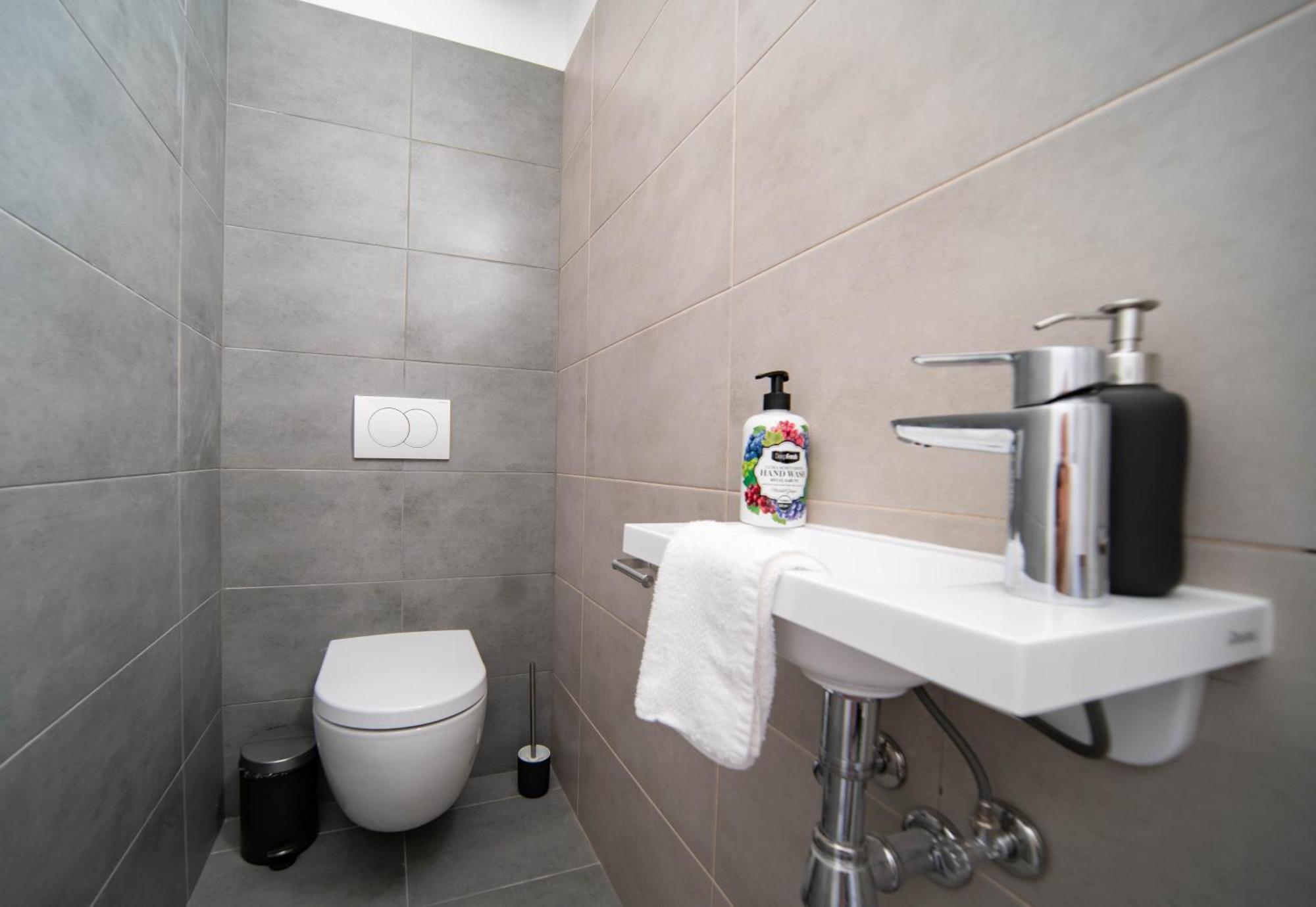 Free Parking Rooftop 4ppl Apartamento