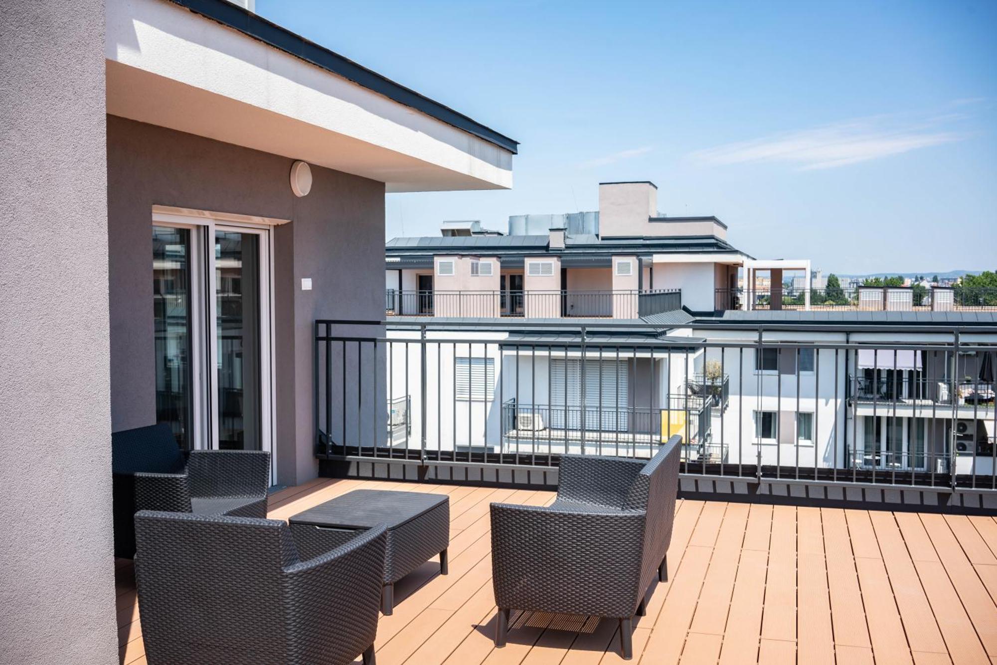 Free Parking Rooftop 4ppl Apartamento Budapest