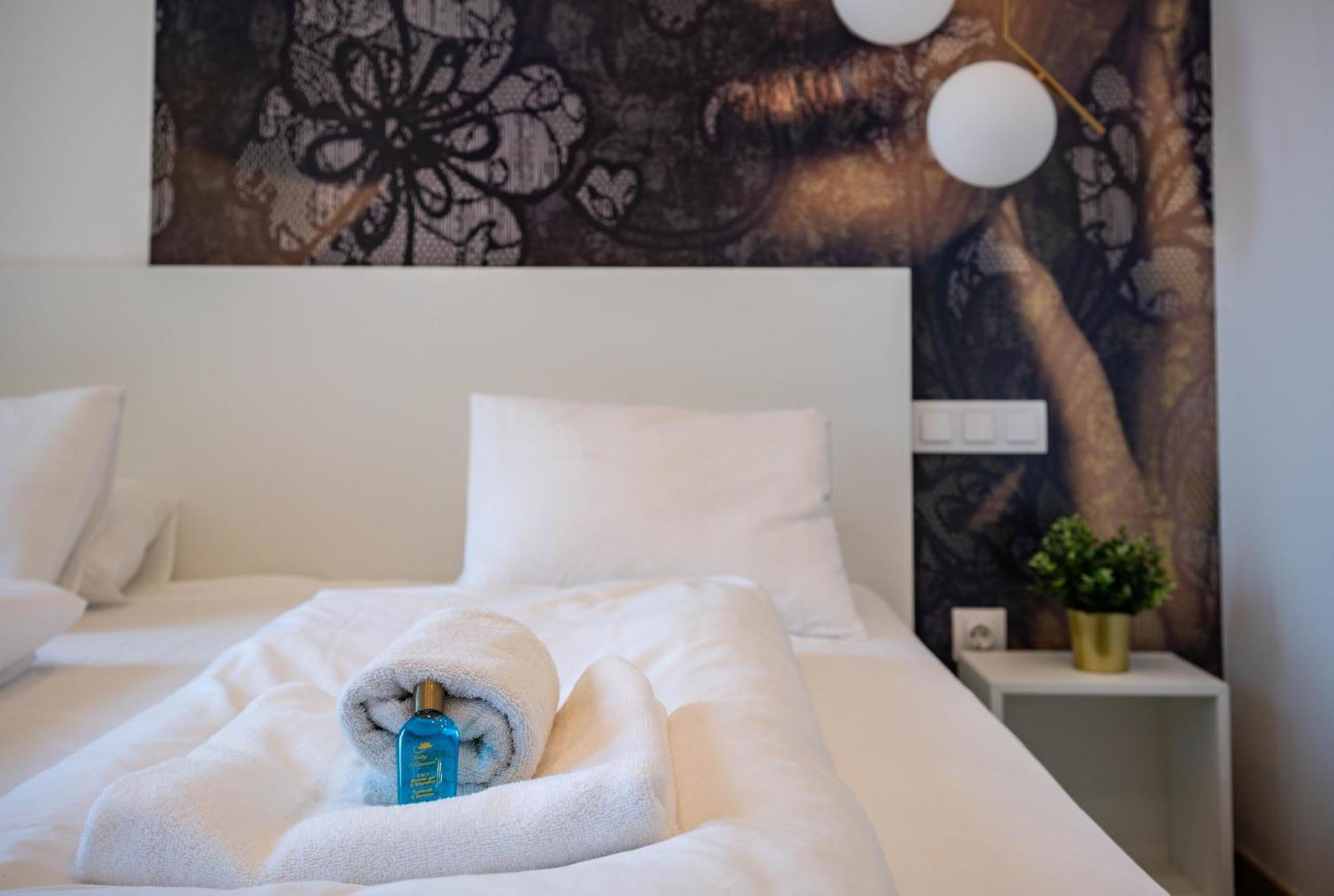 Free Parking Rooftop 4ppl Apartamento Budapest